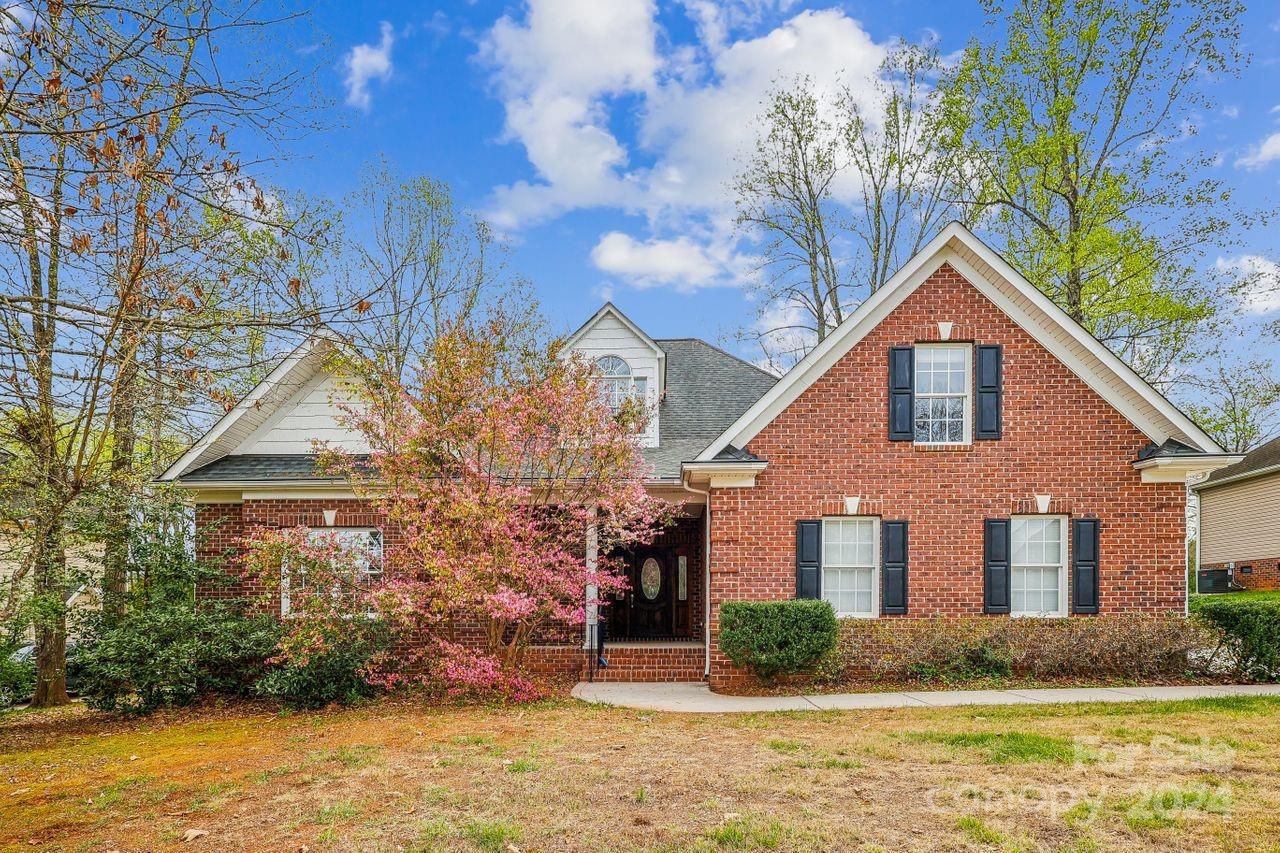 Photo of 141 Creek Side Drive, Mount Holly, NC 28120