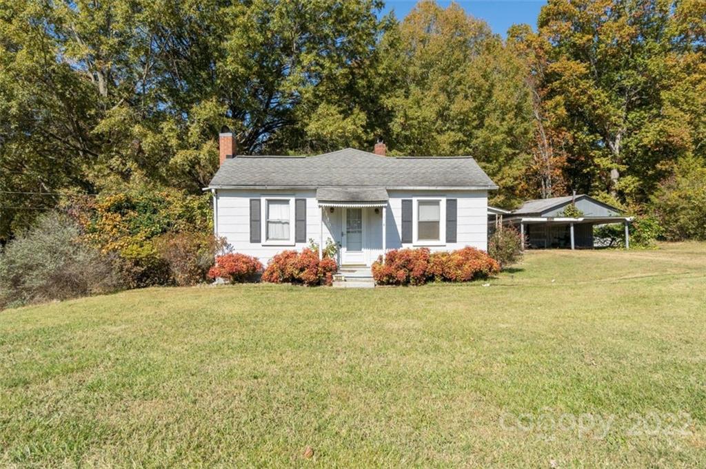 Photo of 3833 Maiden Highway, Lincolnton, NC 28092