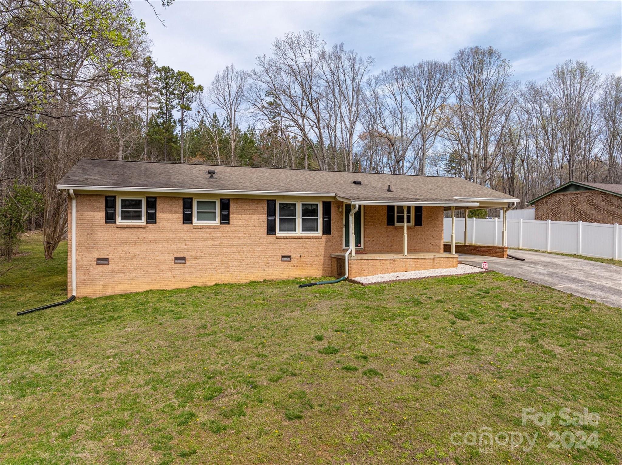 Photo of 228 Shadowbrook Road, Mount Holly, NC 28120