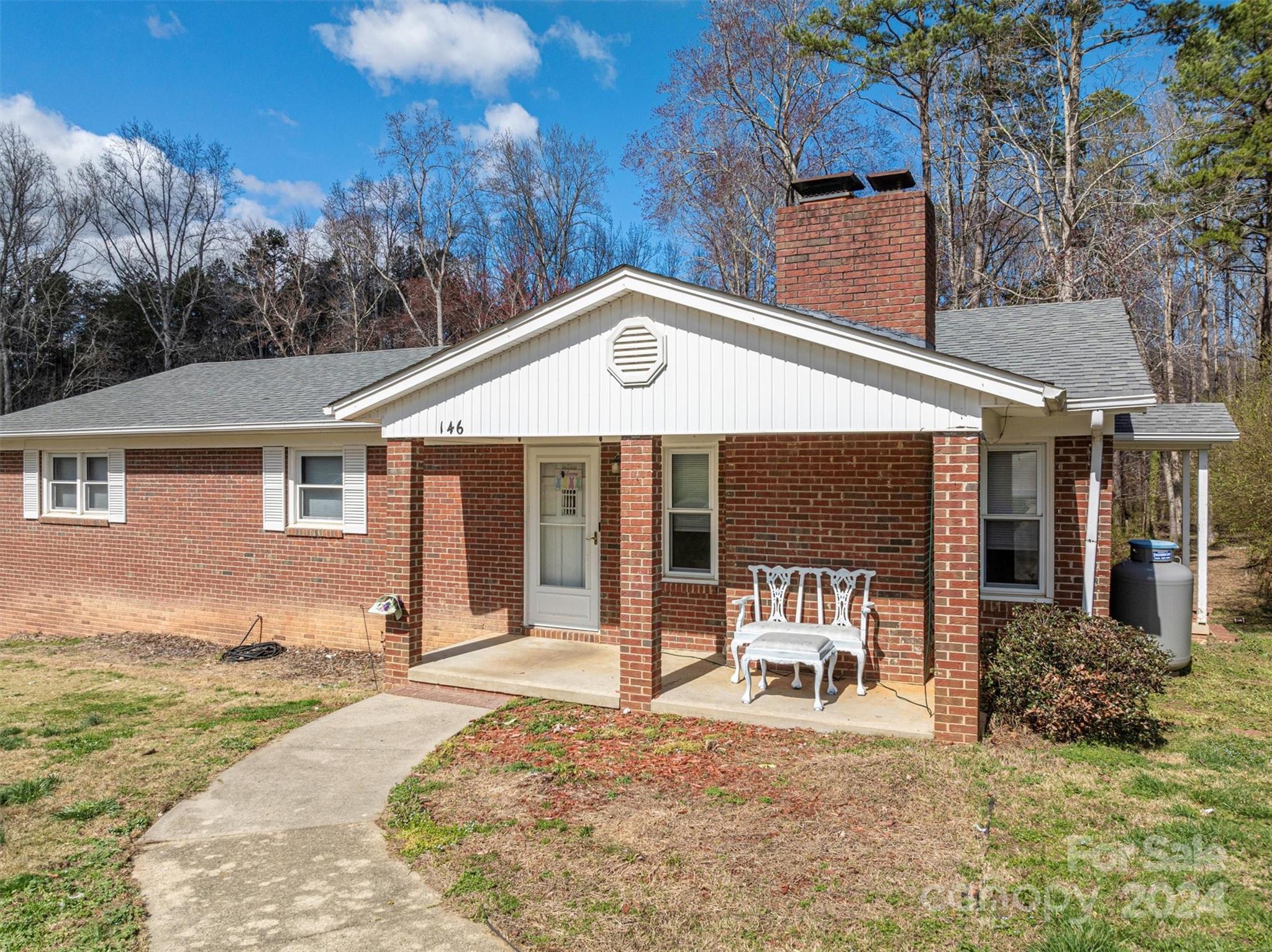 Photo of 146 Shadowbrook Road, Mount Holly, NC 28120