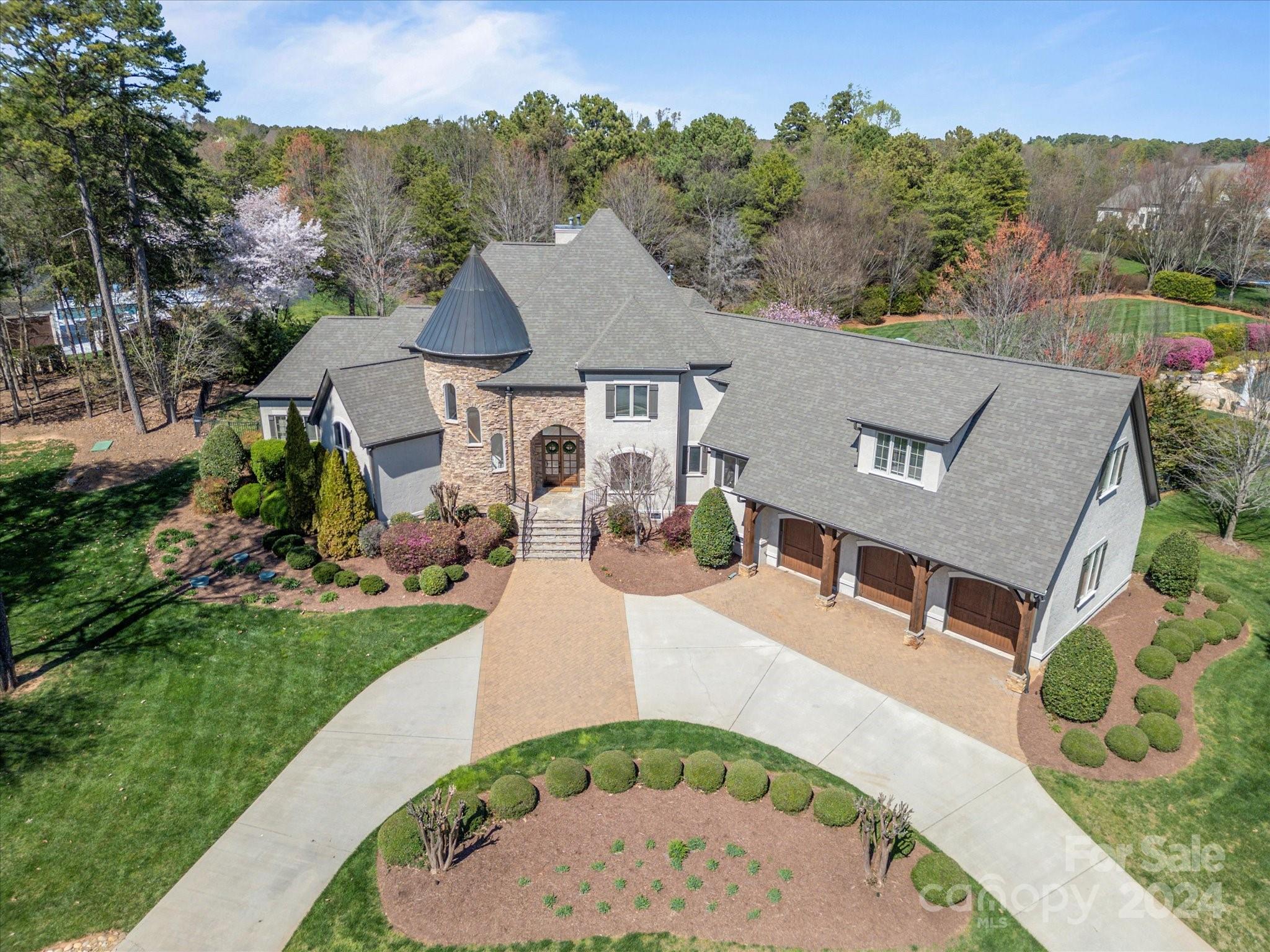 Photo of 252 Milford Circle, Mooresville, NC 28117