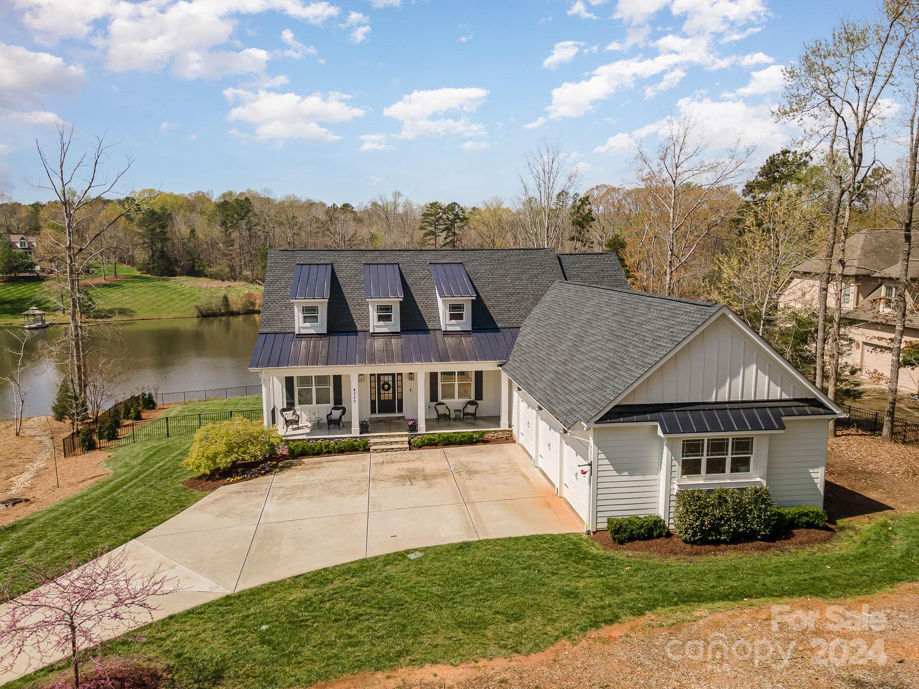 Photo of 4100 Oldstone Forest Drive, Waxhaw, NC 28173