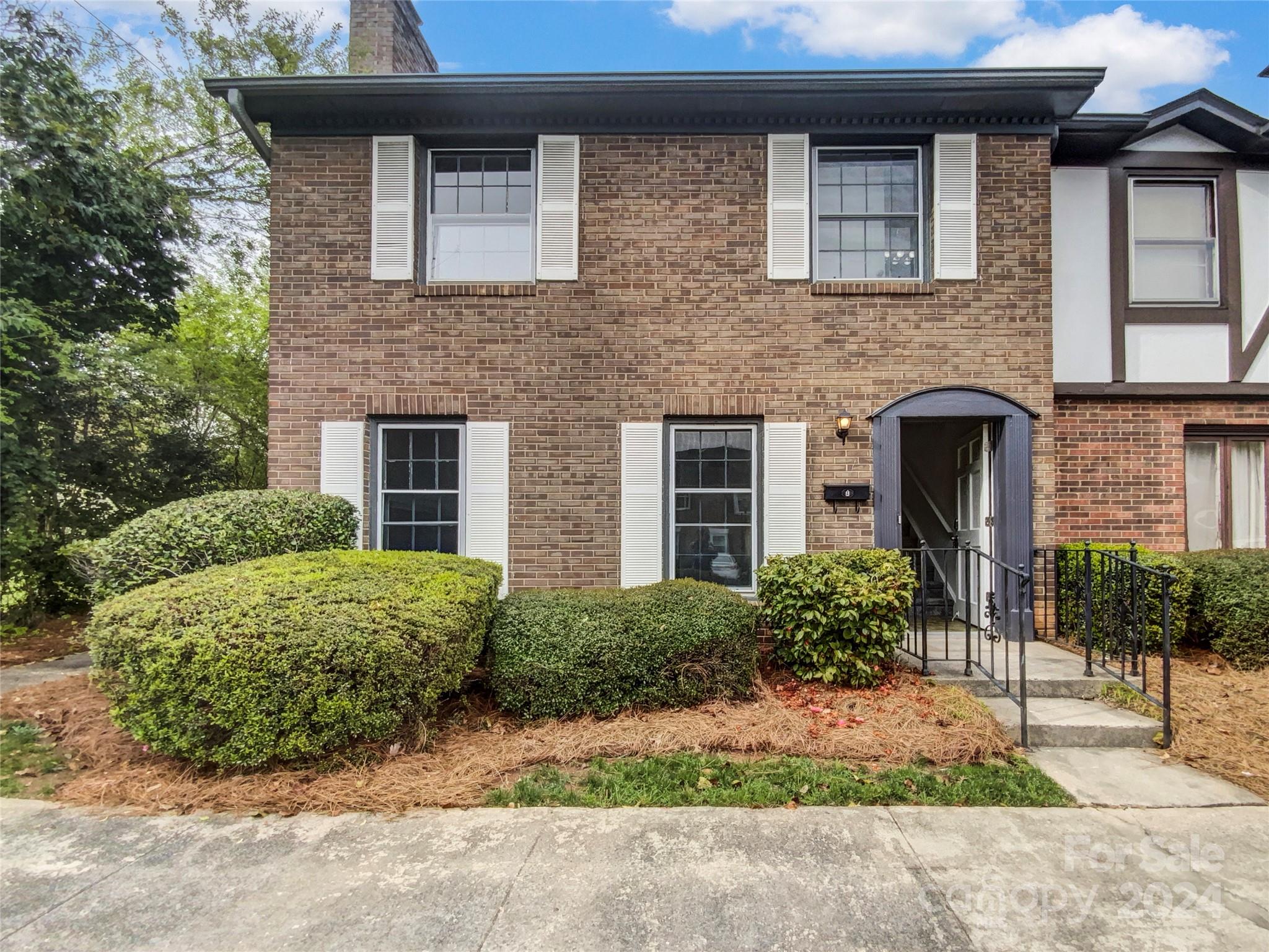 Photo of 1525 Lansdale Drive, Charlotte, NC 28205