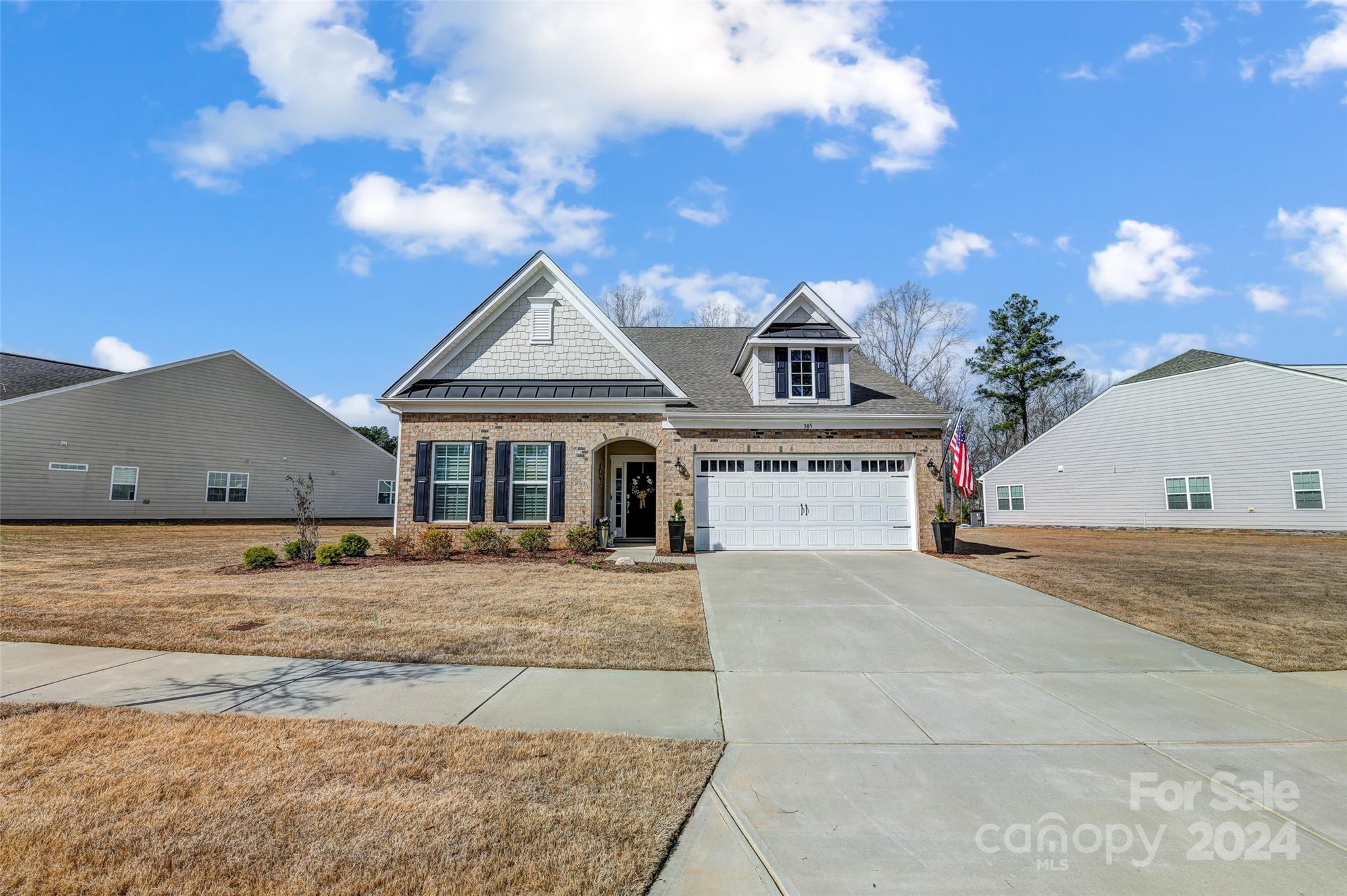 Photo of 305 Picasso Trail, Mount Holly, NC 28120