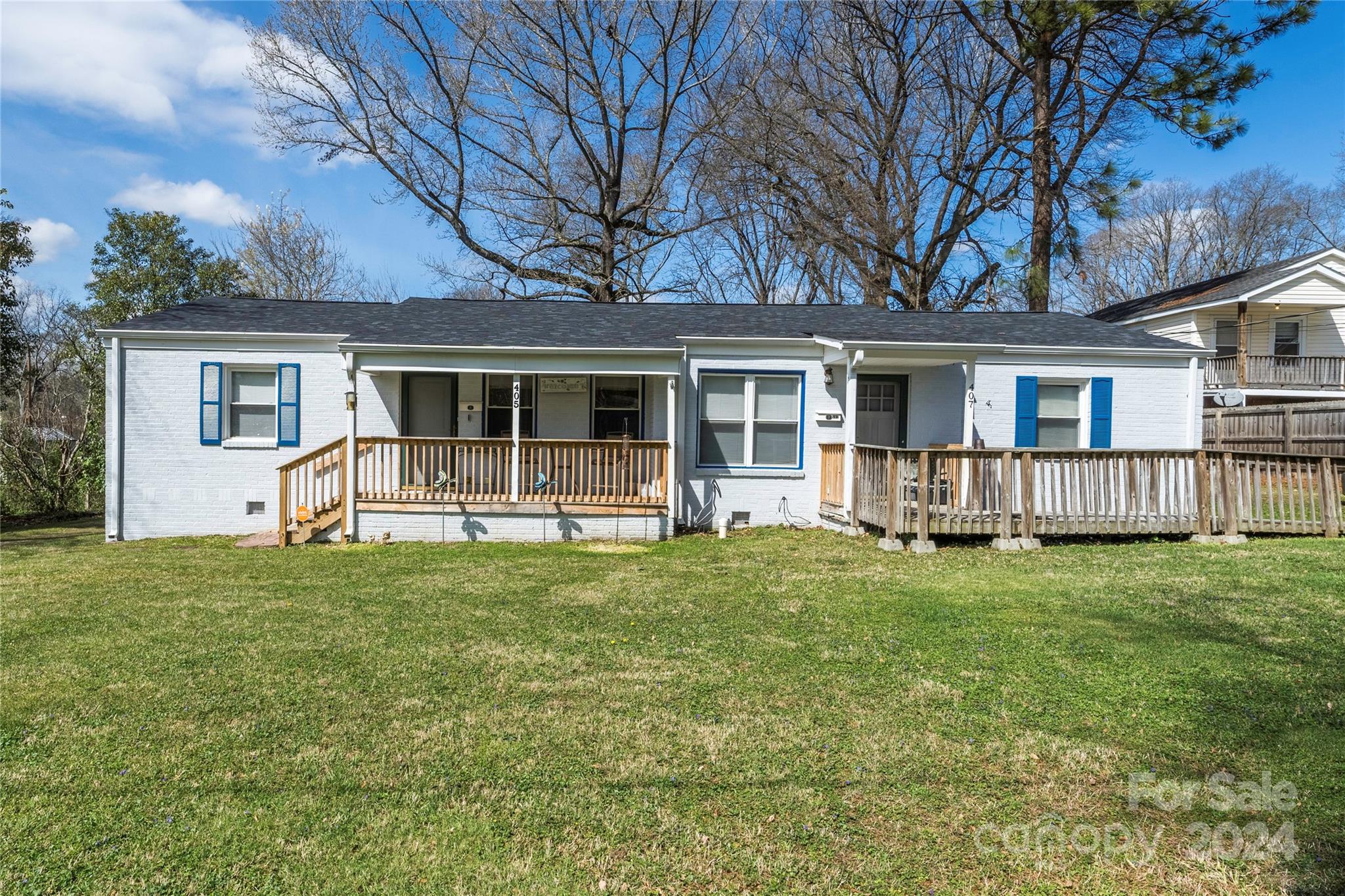 Photo of 405 Pine Street, Mount Holly, NC 28120