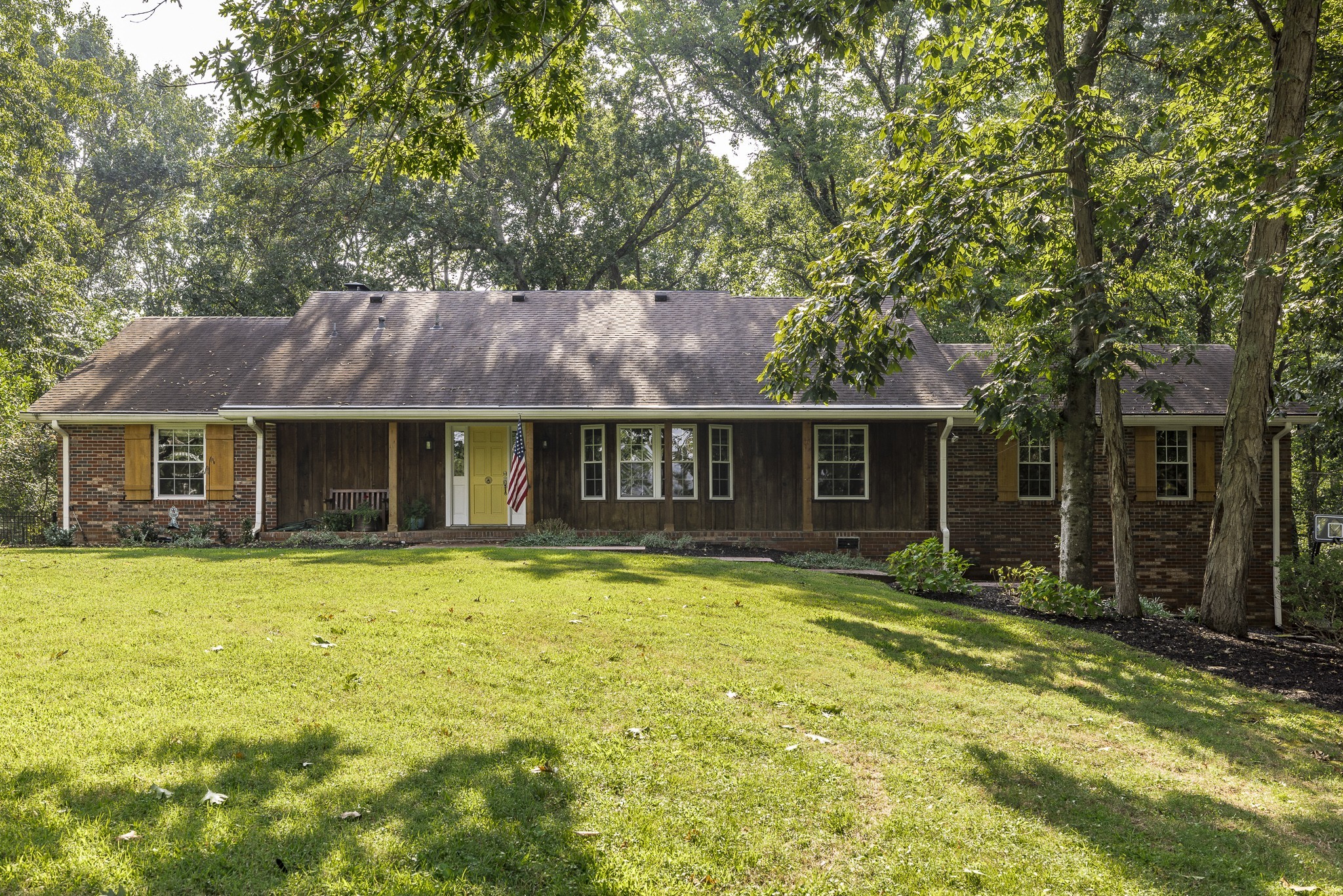 Photo of 480 Moncrief Ave, Goodlettsville, TN 37072