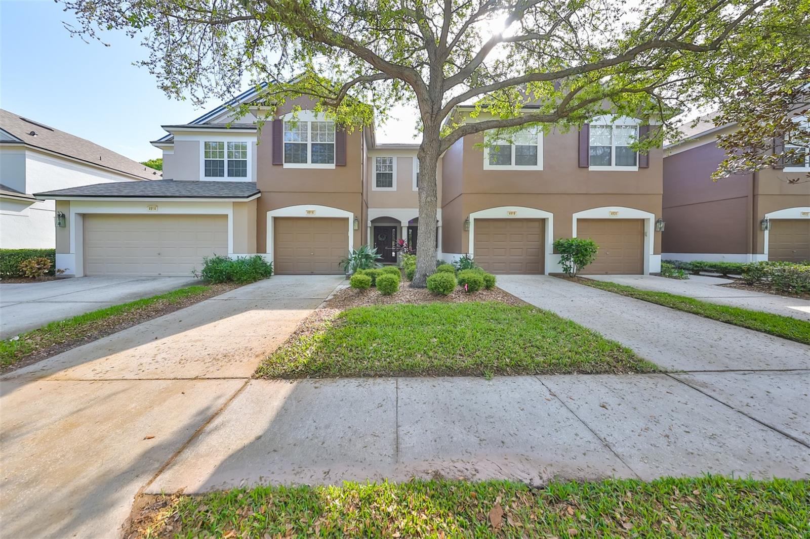 Photo of 4916 CHATHAM GATE DRIVE, RIVERVIEW, FL 33578