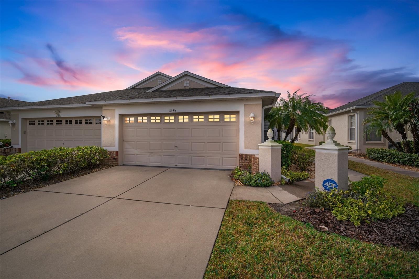 Photo of 11435 CAMBRAY CREEK LOOP, RIVERVIEW, FL 33579
