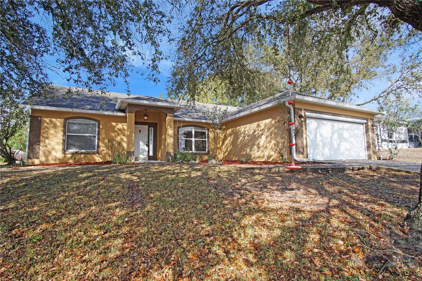 Photo of 10500 LAKE HASSON CIRCLE, CLERMONT, FL 34711