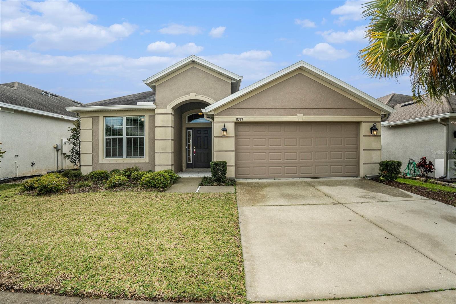 Photo of 8321 WILLOW BEACH DRIVE, RIVERVIEW, FL 33578