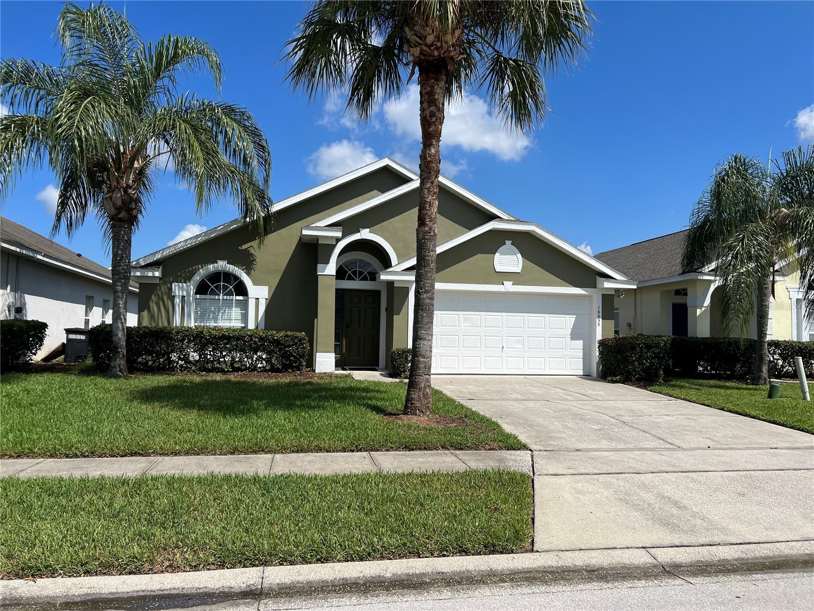 Photo of 16635 FRESH MEADOW DRIVE, CLERMONT, FL 34714