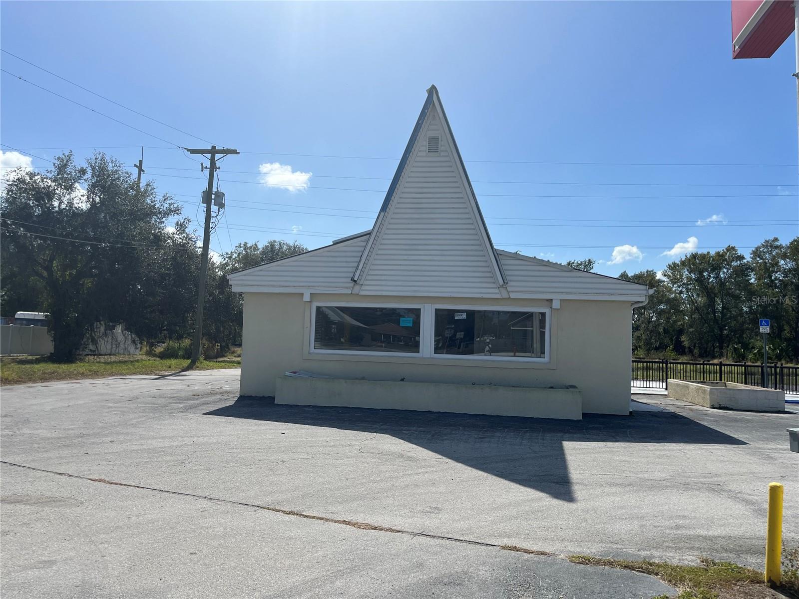 Photo of 1207 E CANAL STREET, MULBERRY, FL 33860