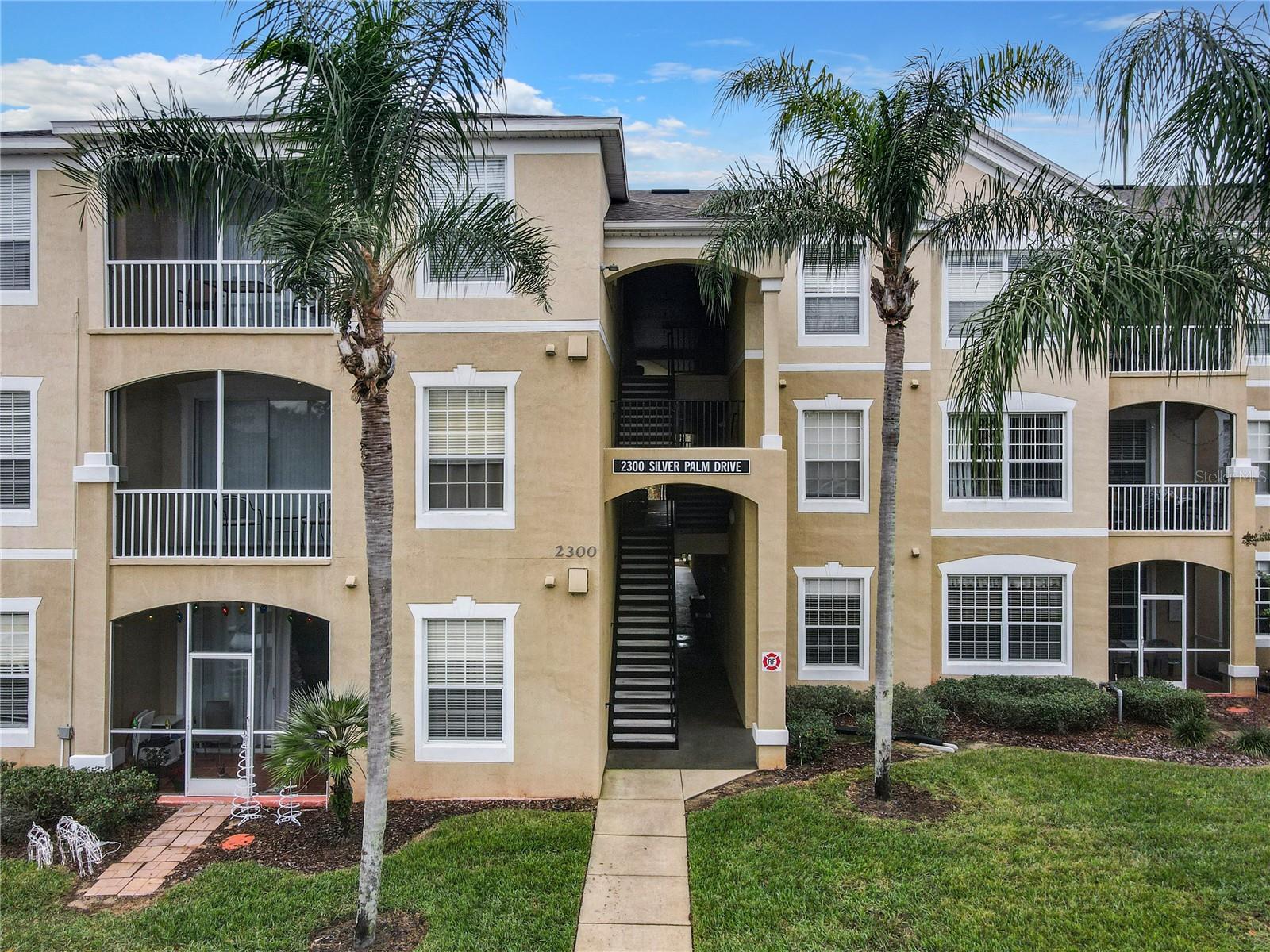 Photo of 2300 SILVER PALM DRIVE, KISSIMMEE, FL 34747