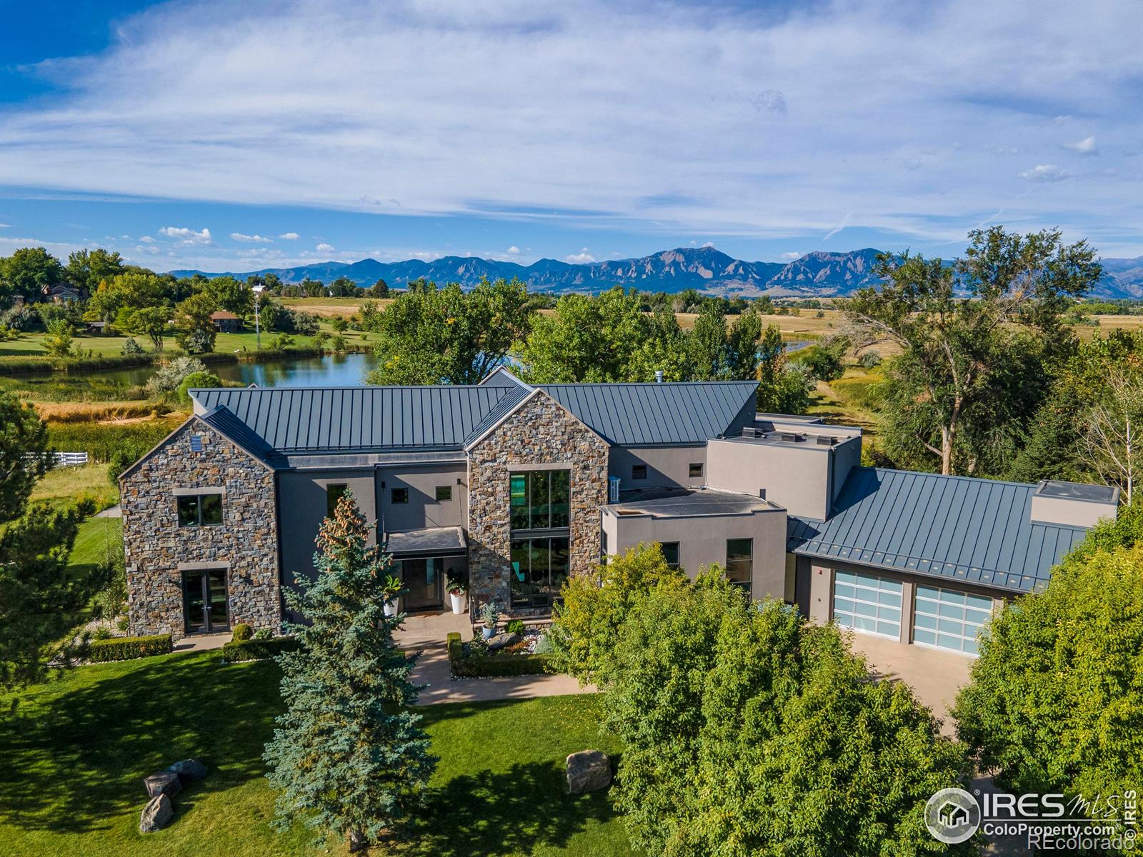 Photo of 8802 Lakeside Court, Boulder, CO 80301