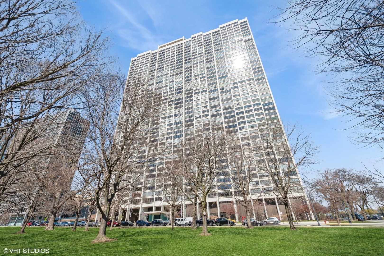 Photo of 2800 N Lake Shore Drive, Chicago, IL 60657