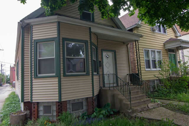 Photo of 2814 N Maplewood Avenue, Chicago, IL 60618