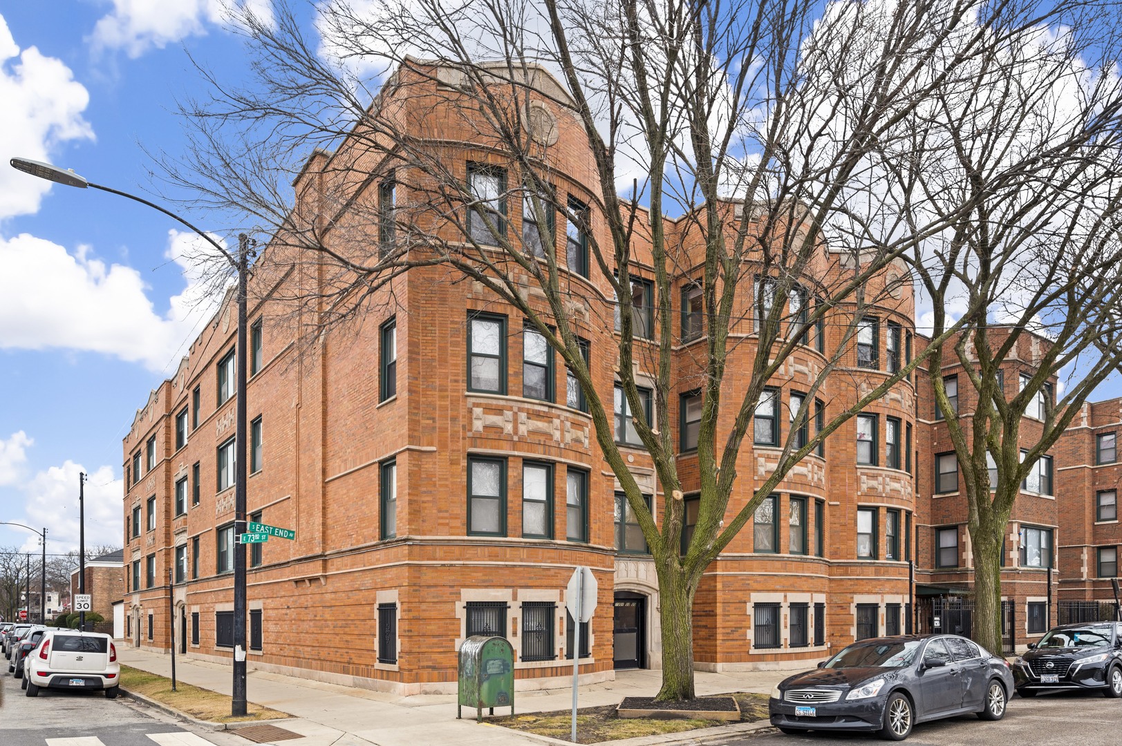 Photo of 7307 S East End Avenue, Chicago, IL 60649
