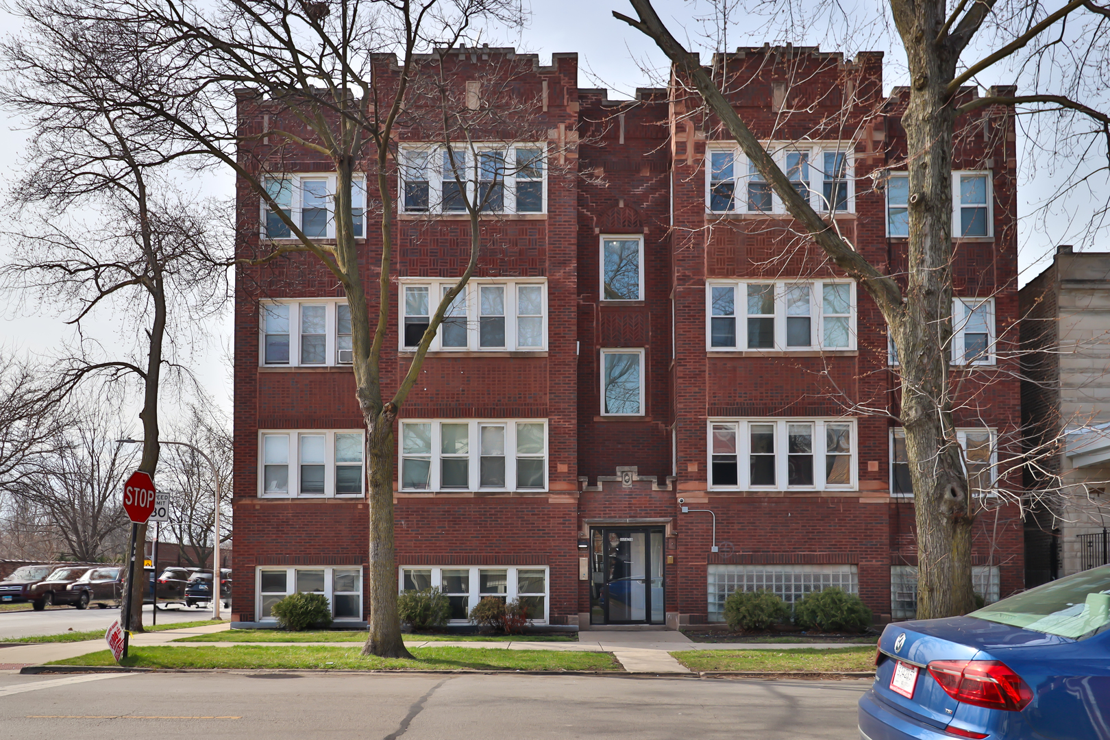 Photo of 6656 S Woodlawn Avenue, Chicago, IL 60637
