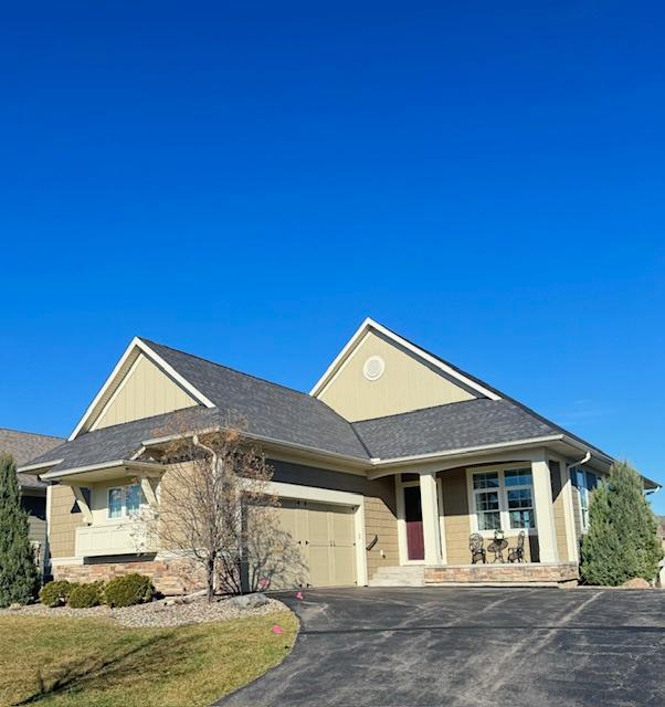Photo of 15870 Eastbend Way, Apple Valley, MN 55124